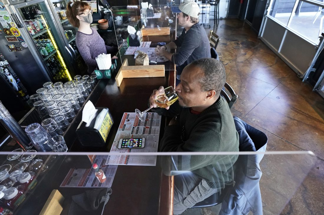 Restaurants and bars hope for lifted curfew | News, Sports, Jobs - Vimarsana News
